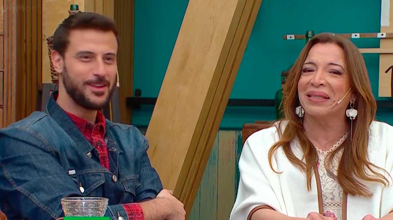Tati, el hijo de Lizy Tagliani la visitó en La peña de Morfi