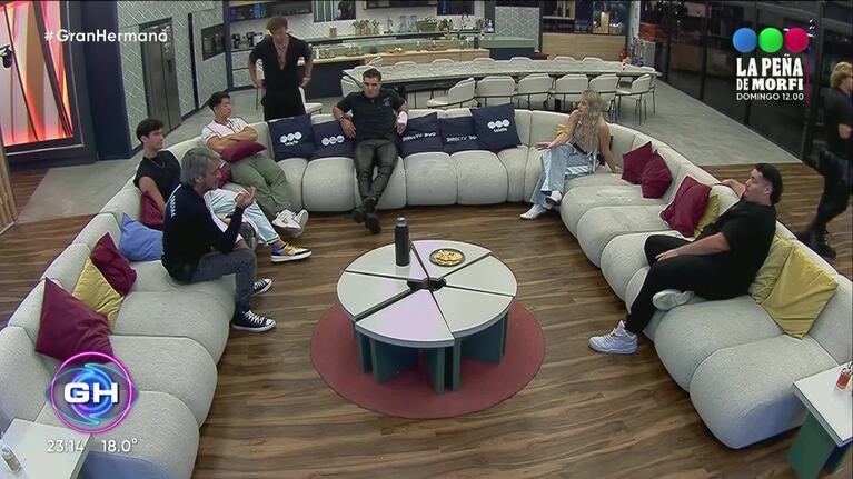 Un blooper de Emma Vitch en el confesionario dejó a Gran Hermano dudando de sí mismo: “¿Y yo quién soy?”