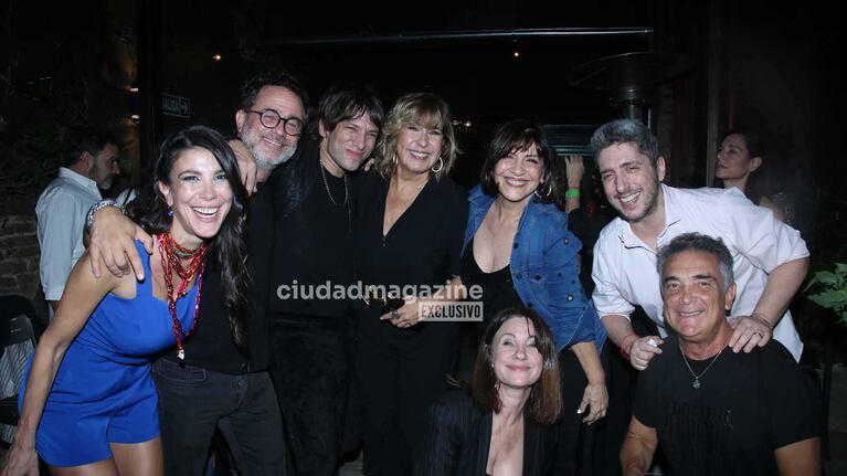Andrea Rincón festejó su cumpleaños besándose con Gastón Pauls: las fotos