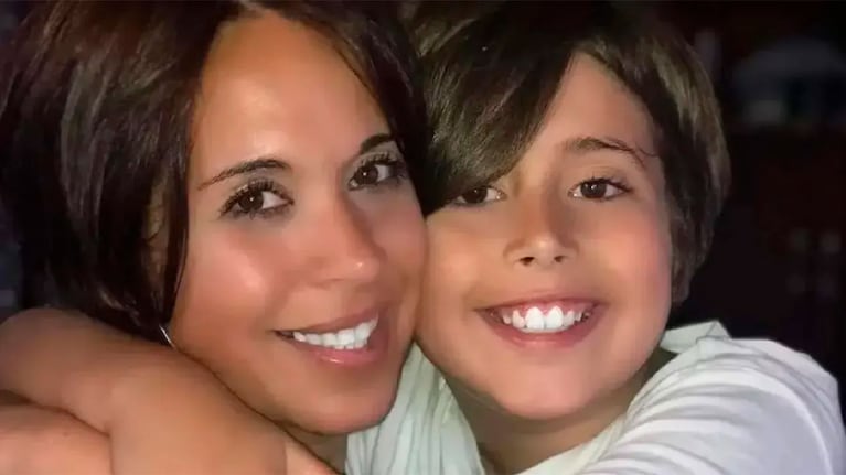Conmovedor gesto de los amigos del hijo de Alejandra Romero, que falleció súbitamente: “Se tatuaron su nombre”