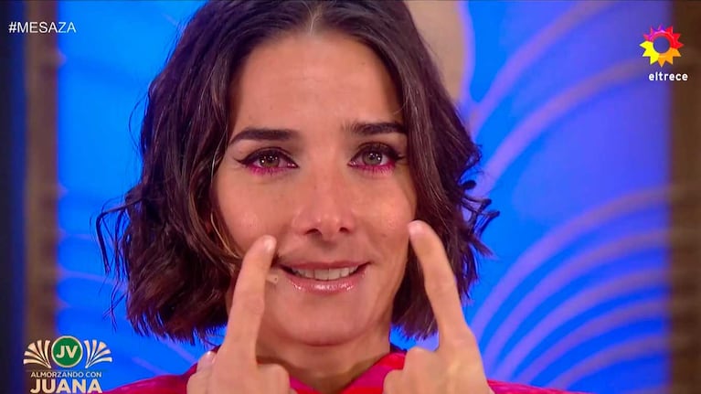 Juana Viale se despojó de las joyas y avisó: “Un día acá va a haber otra persona”