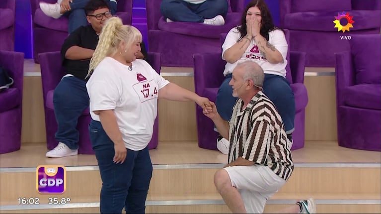 La romántica propuesta en vivo a una participante de Cuestión de Peso: “¿Te querés casar conmigo, mi reina?”