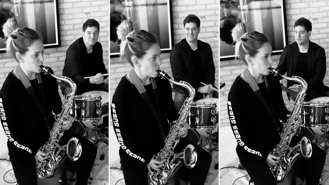 El divertido video de Michael Bublé con Luisana tocando el saxo: "Al menos hacemos hijos lindos"