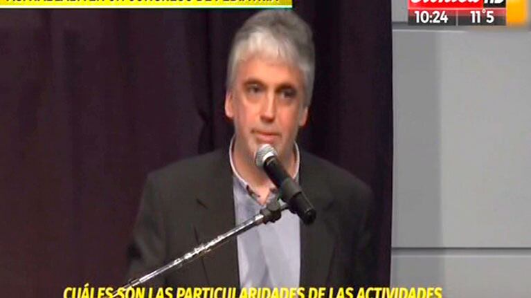 La exposición sobre sexualidad adolescente del pediatra del Hospital Garrahan acusado de pedófilo