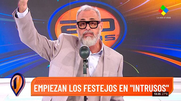 El reconocimiento de Rial en los 20 años de Intrusos: "Solo hay otro programa que marca agenda y es ShowMatch”