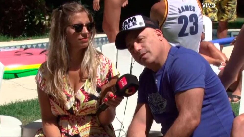 Bicho Gómez contó el picante comentario que le hizo una espectadora al retirarse del teatro