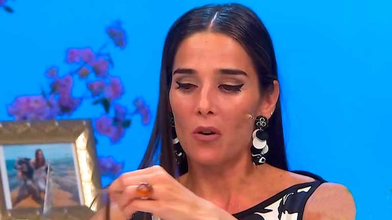 Juana Viale se cortó el pelo en vivo en apoyo a las mujeres de Irán y realizó un duro descargo
