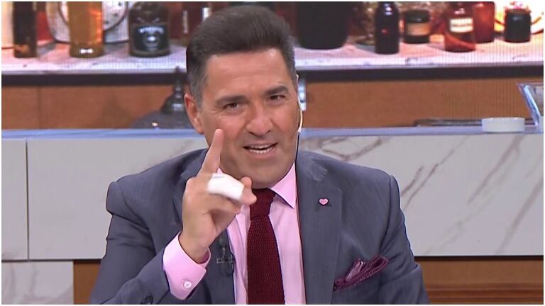 Dura editorial de Mariano Iúdica en Polémica en el bar tras los casos de Covid-19 positivo en Telefe: "Gracias a Dios estoy en este canal"