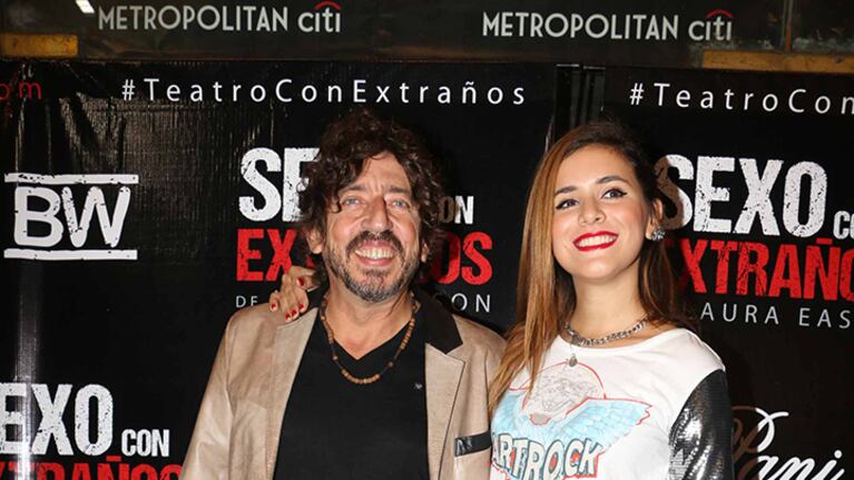 Huevo Muller y su joven novia. (Foto: Movilpress)