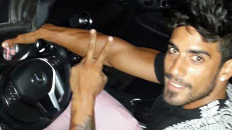 Ignacio Marcio, ex bailarín de Stravaganza contó en Facebook que recibió un auto de regalo. ¿Se lo dio Flavio Mendoza?.