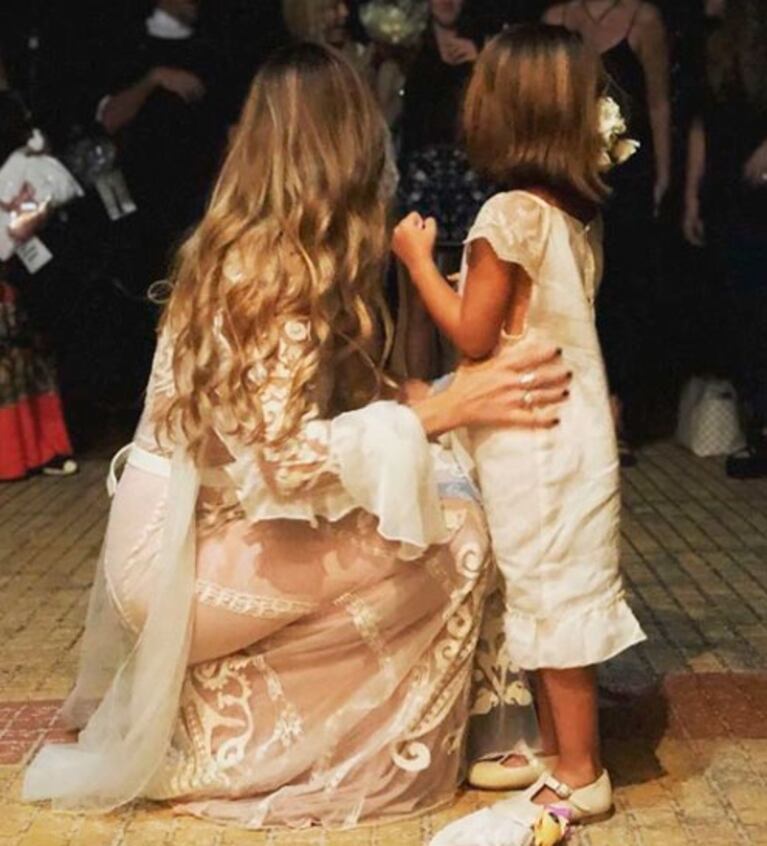 ¡Igualita a mamá! La China Suárez mostró el tierno cambio de look de su hija Rufina 