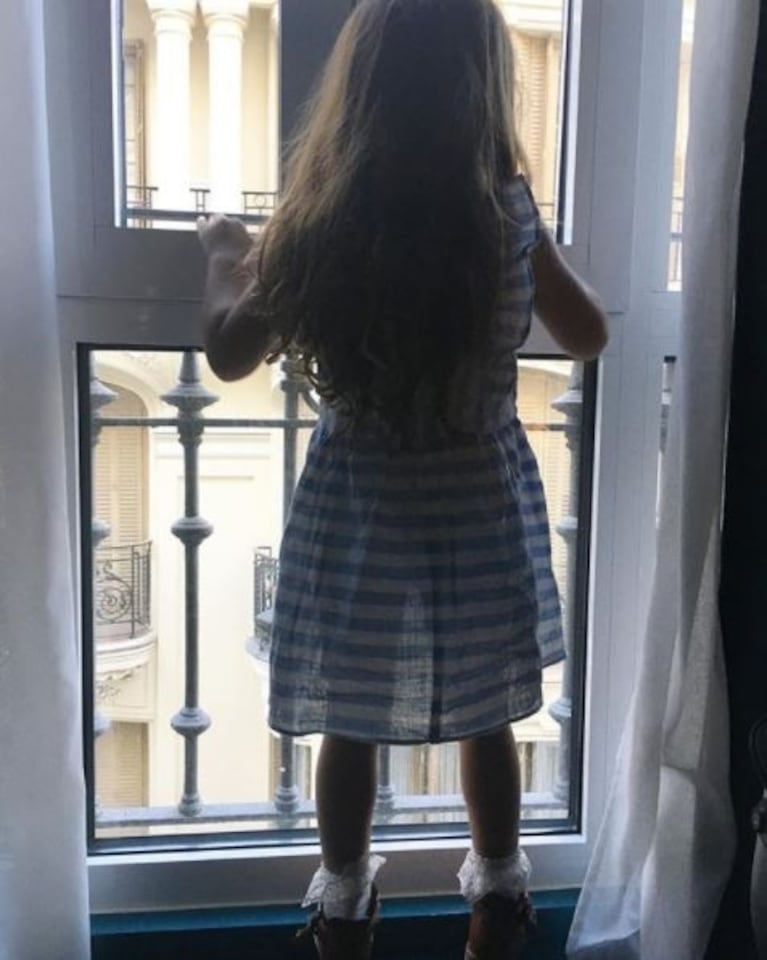 ¡Igualita a mamá! La China Suárez mostró el tierno cambio de look de su hija Rufina 