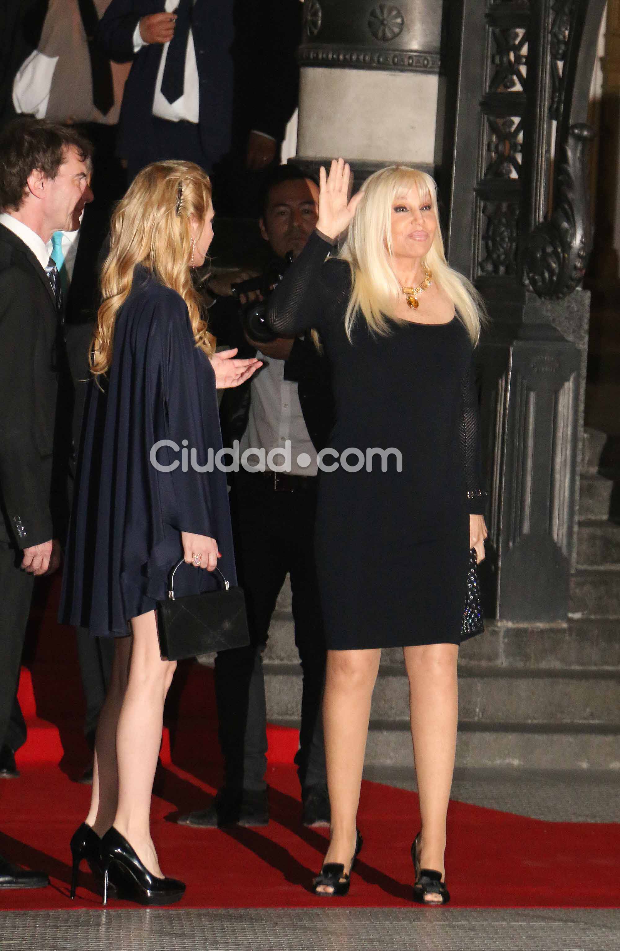 Importantes figuras acompañaron a Macri en el Teatro Colón (Fotos: Movilpress). 