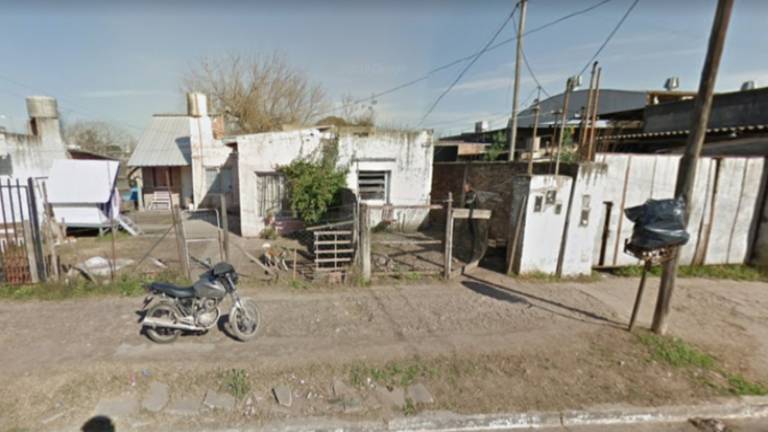 Incendiaron una casa y arrojaron al fuego a un pariente de uno de los detenidos por el crimen de un colectivero