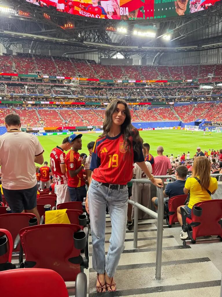 Inés García viajó con Lamine Yamal al Mundial 2026. Crédito: Instagram - ineesgaarcia
