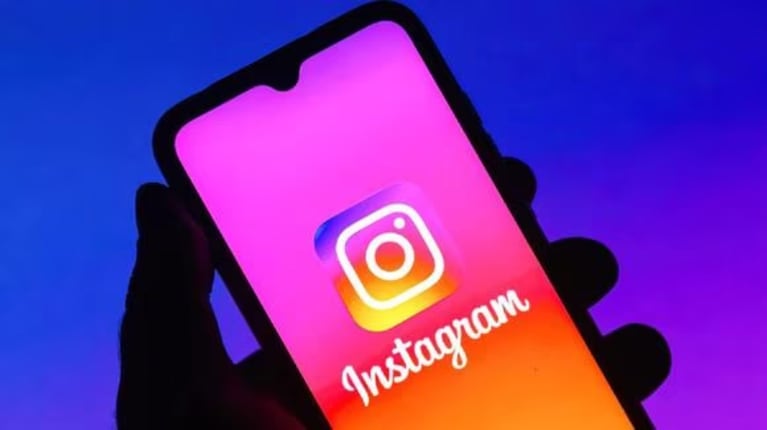 Instagram prueba una función para crear ‘stickers’ a partir de fotos en las historias y ‘reels’