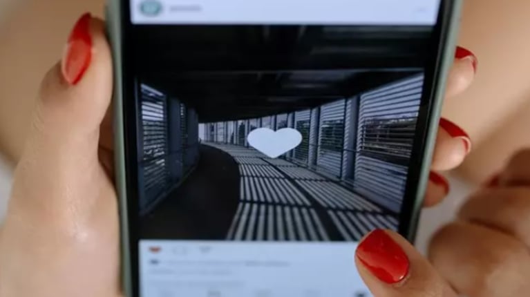 Instagram prueba una opción para elegir a quién mostrar los ‘Me gusta’ que indica un usuario