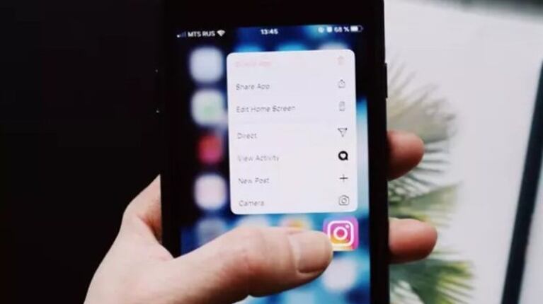 Instagram trabaja en chats con IA capaces de responder preguntas, dar consejos y ofrecer hasta 30 perfiles diferentes