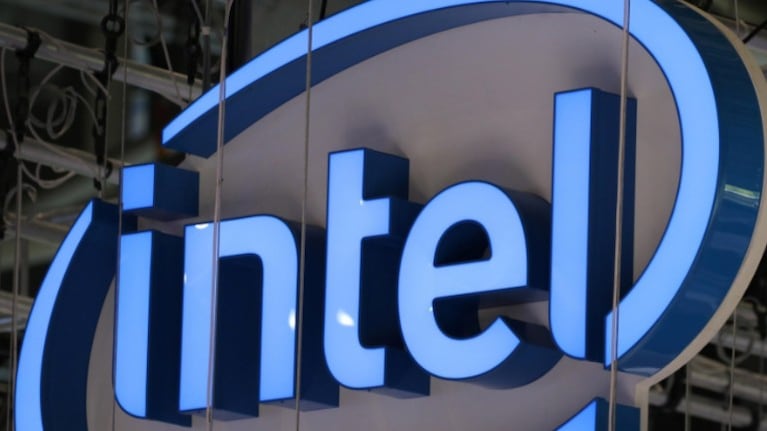 Intel presenta su nueva marca de gráficos Intel Arc, que llegará en 2022 a portátiles y PC de sobremesa. Foto: EFE.