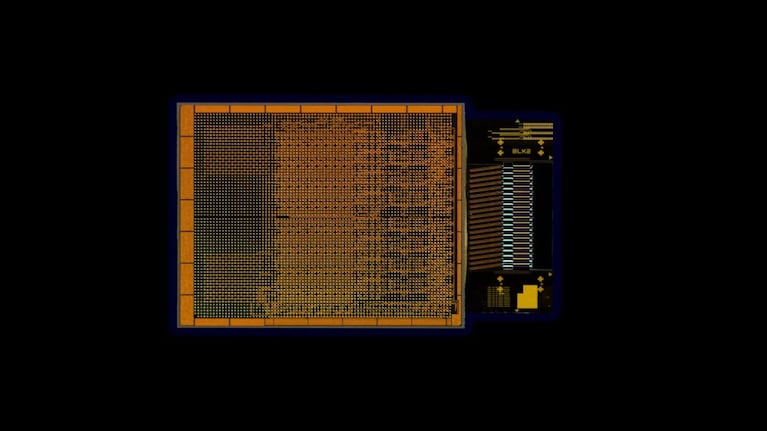 Intel presenta un ‘chiplet’ óptico OCI completamente integrado: sus ventajas