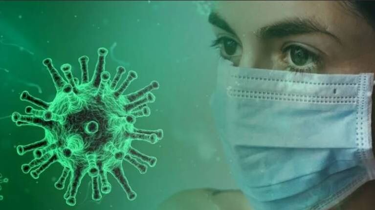 Inventaron un barbijo que se ilumina al entrar en contacto con coronavirus