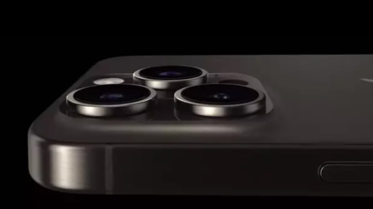 iPhone 15 Pro estrena puerto USB-C y botón de acción en un cuerpo fabricado con titanio