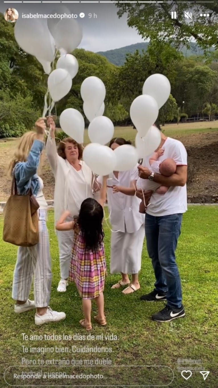 Isabel Macedo organizó una suelta de globos el día que su padre hubiera cumplido años