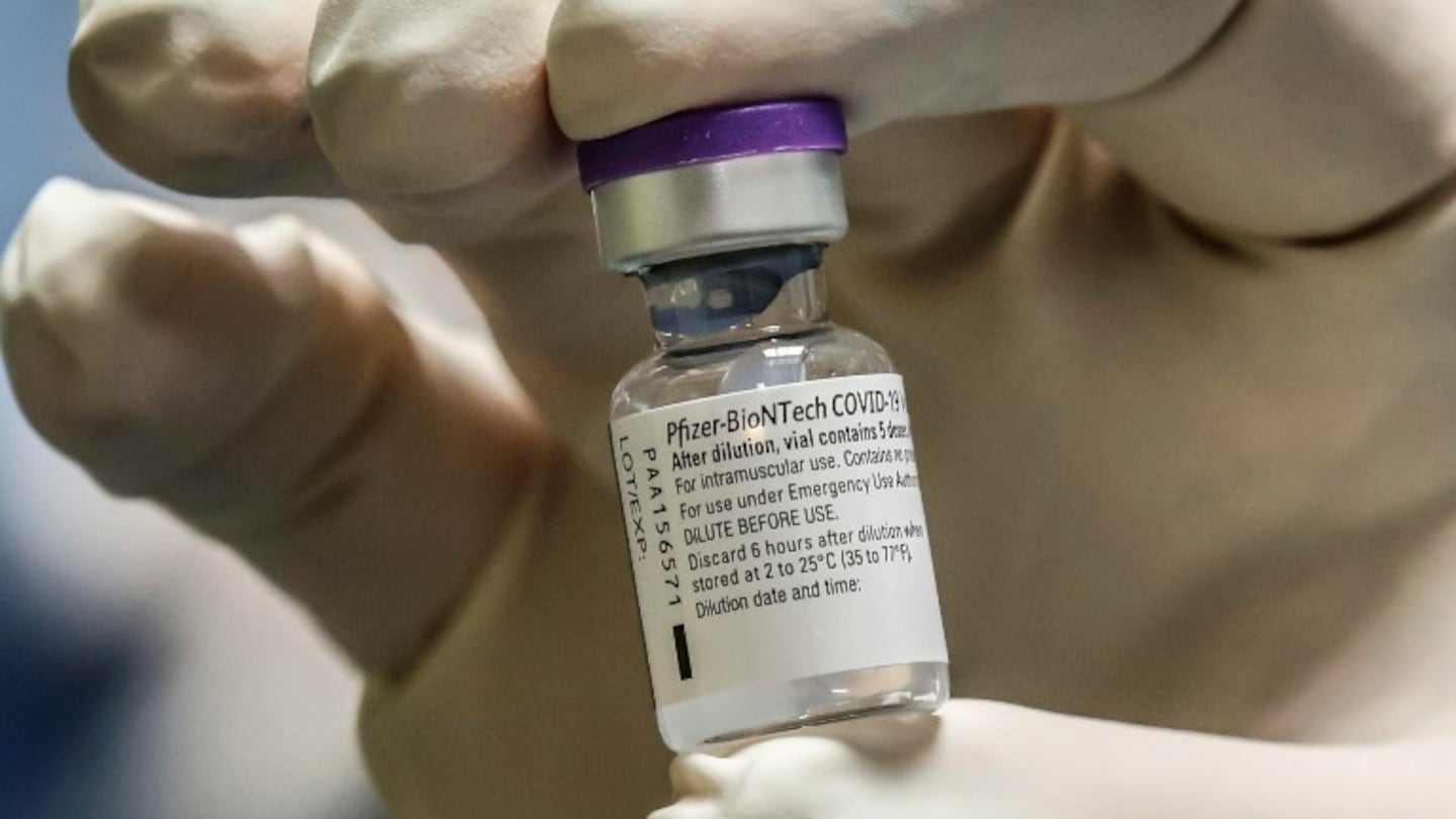 Italia denuncia una nueva demora de Pfizer en la entrega de vacunas contra el coronavirus. Foto: ANSA.