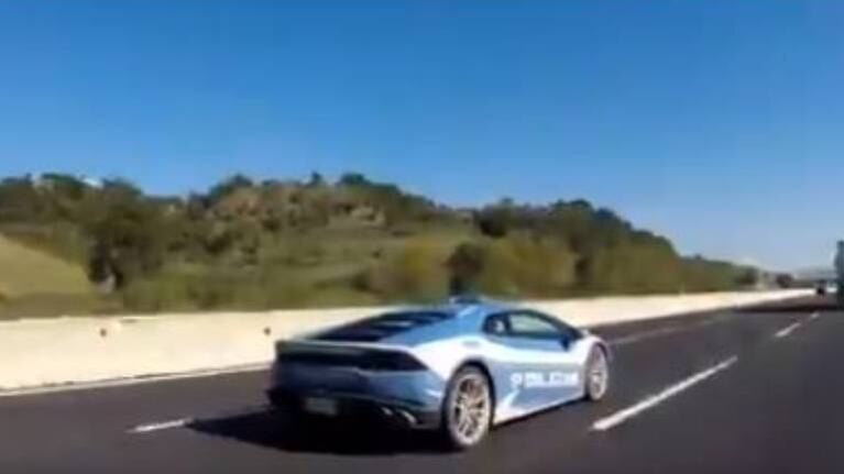 Italia: policía usa un Lamborghini Huracan para transportar riñón que debe ser transplantado a tiempo
