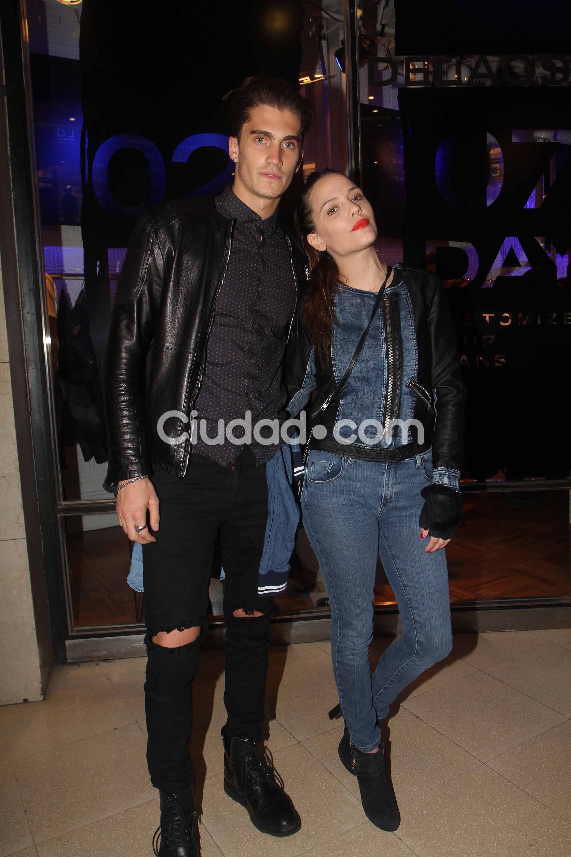Ivana Figueiras y su novio. Foto: Movilpress-Ciudad.com.