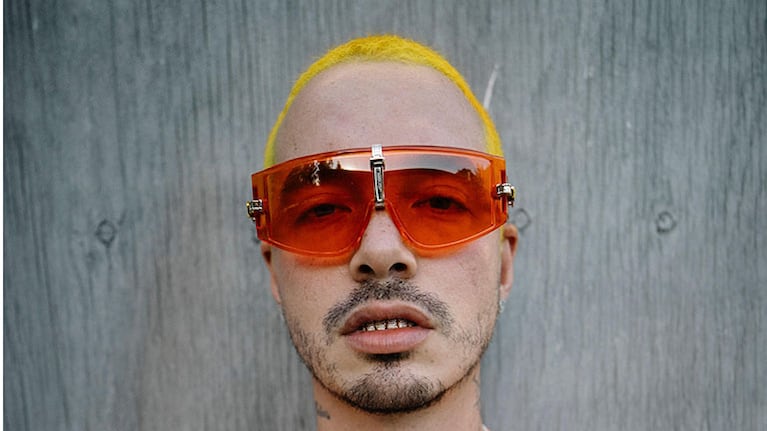 J Balvin lanzó su nuevo disco Colores y reveló que quiere formar una familia