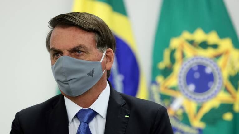 Jair Bolsonaro se hizo un segundo test de coronavirus y otra vez dio positivo