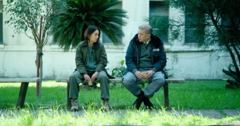 Jazmín Stuart protagoniza un thriller junto a una estrella de Luis Miguel, la serie