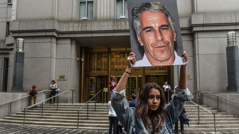 Jeffrey Epstein, asquerosamente rico: el documental de Netflix que expone una lujosa red de pedofilia