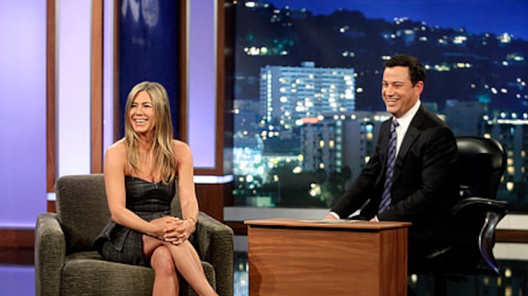 Jennifer Aniston revolucionó las redes tras su reacción en Jimmy Kimmel Live