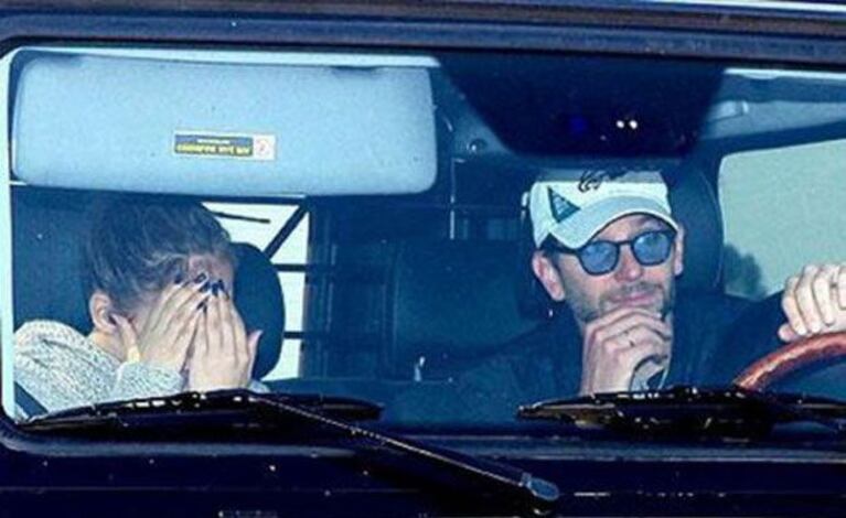 Jennifer López y Bradley Cooper, juntos. (Foto: Web)
