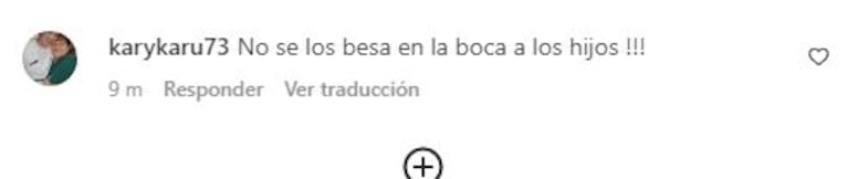 Jesica Cirio se mostró besando a su hija en la boca y desató una polémica