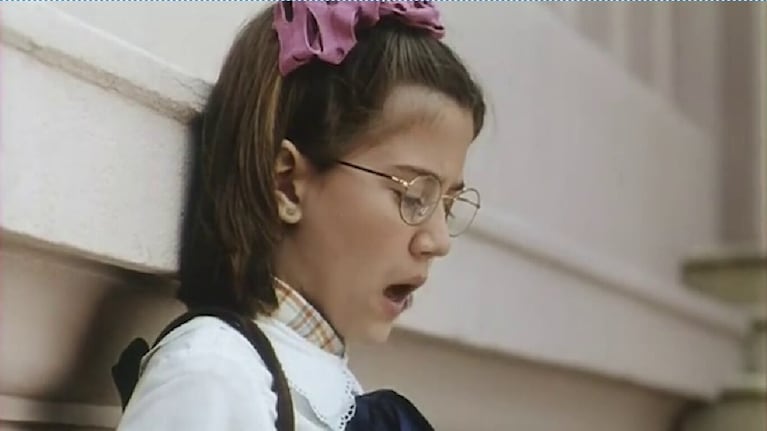 Jimena Barón aparece como Aneta en su etapa de niña.