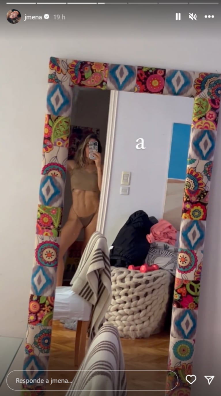 Jimena Barón impactó con selfies en ropa interior antes de irse a ensayar