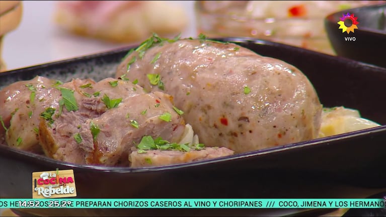 Jimena Monteverde hizo chorizos de cerdo.