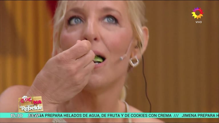 Jimena Monteverde probó el Helado de Palta de Coco Carreño.