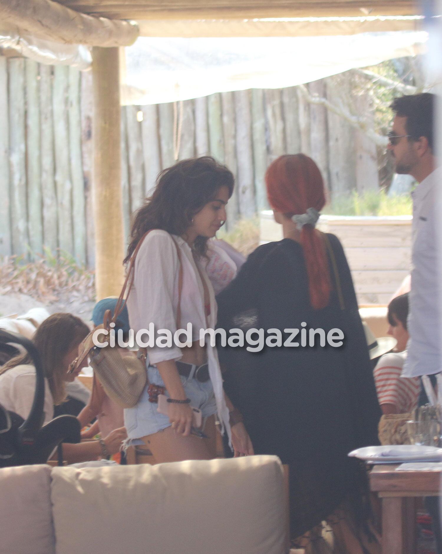 Joaquín Furriel y Manuela Bozoglian, juntos en Punta del Este (Fotos: GM Press).