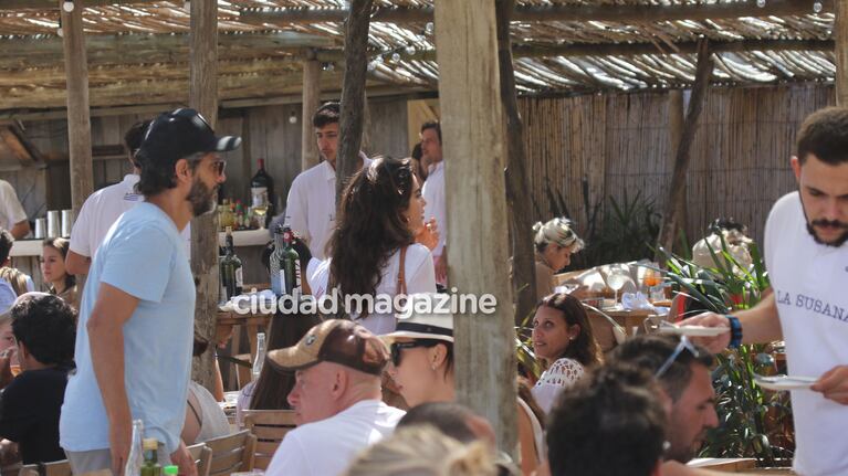 Joaquín Furriel y Manuela Bozoglian, juntos en Punta del Este (Fotos: GM Press).