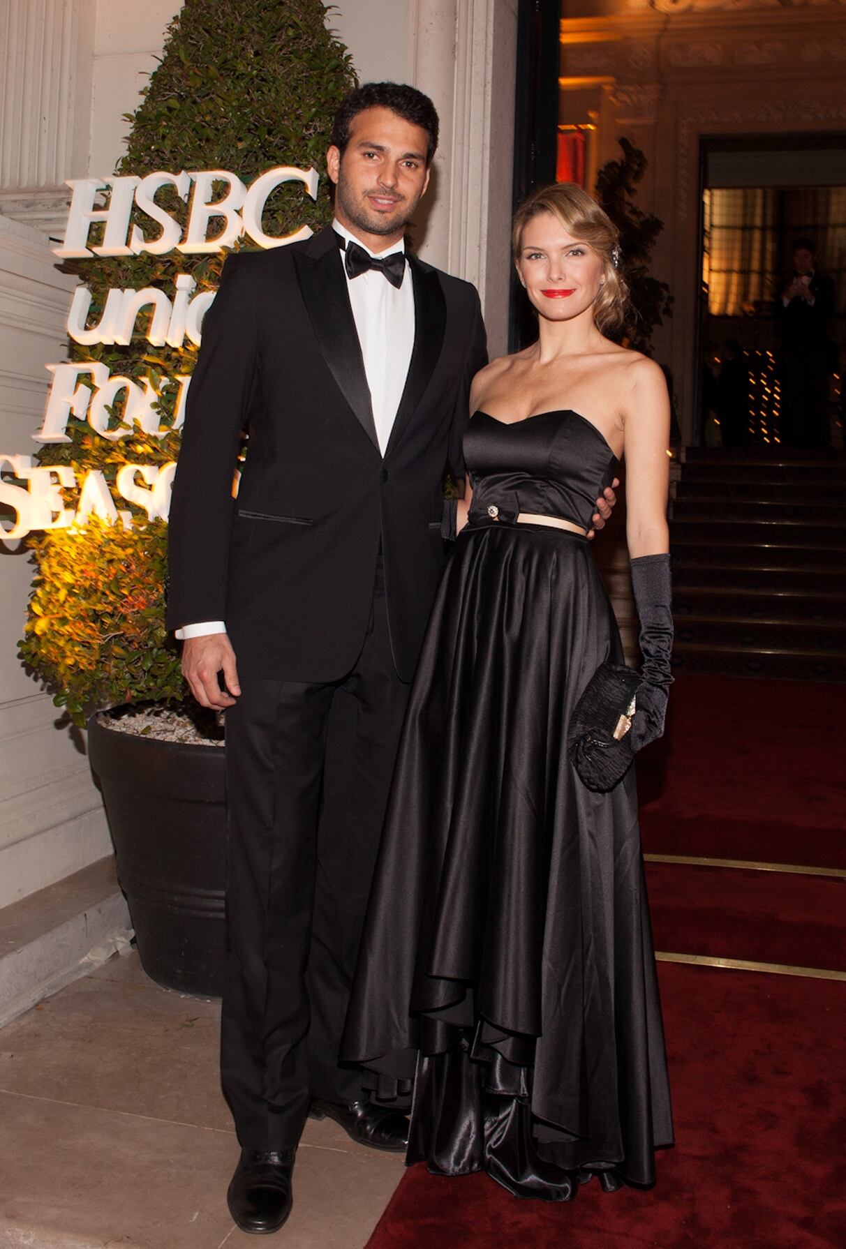 Joe Uriburu y Sofía Zámolo en la Gala de HSBC y Four Seasons a beneficio de Unicef. (Foto: Grupo Mass)