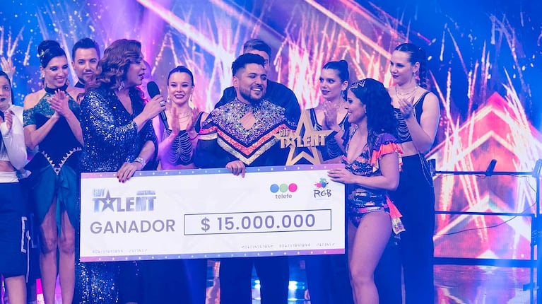 Johanna y Matías Ortiz, ganadores de Got Talent Argentina (Foto: Telefe / @monamultimedia)