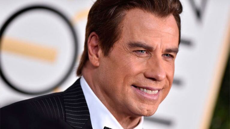 John Travolta dice que no teme engordar y que aún baila como en Grease