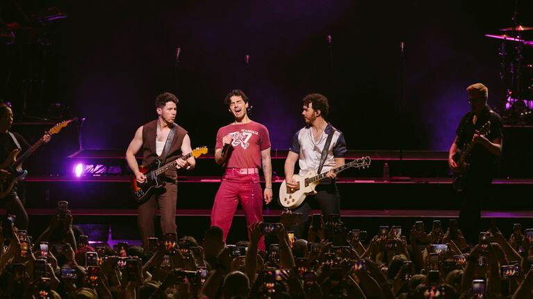 Jonas Brothers