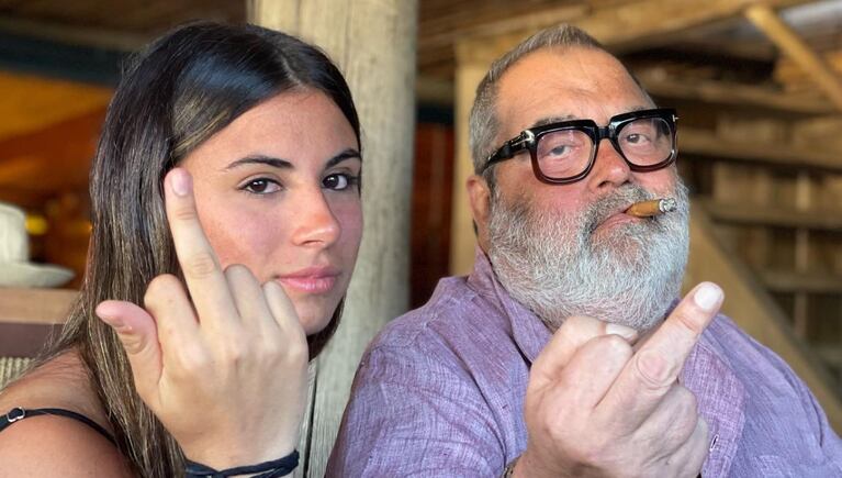 Jorge Lanata con Lola, su hija menor. Fuente: Imagen subida a Instagram por Lolita Lanata.