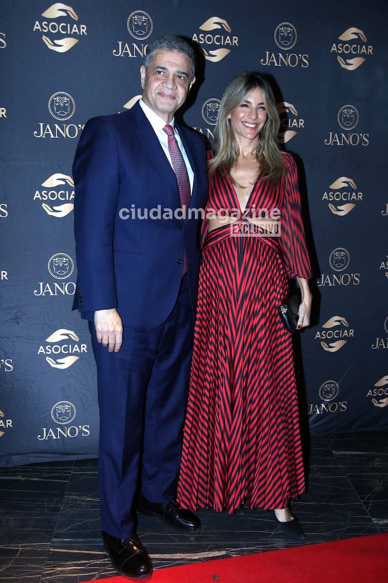 Jorge Macri y María Belén Ludueña en la gala de Asociar (Foto: Movilpress).