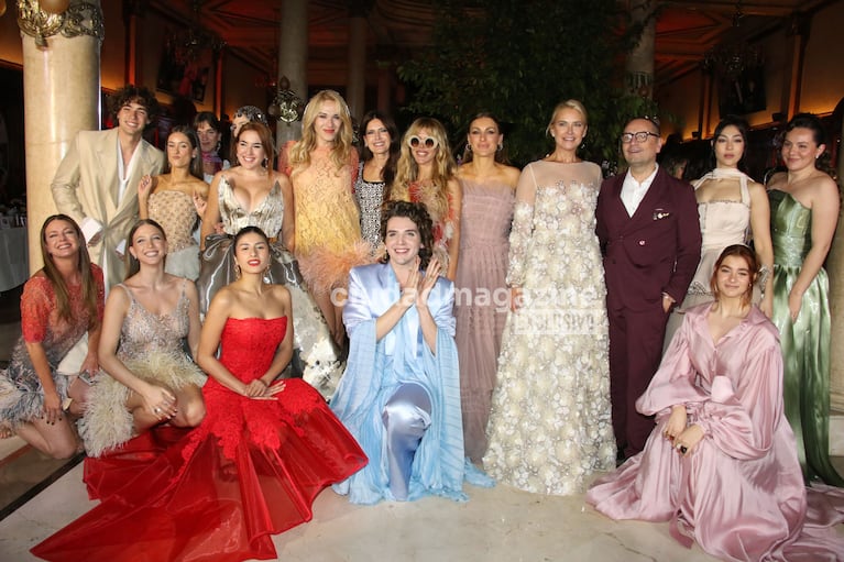 Jorge Rey presentó su colección con muchas figuras argentinas (Foto: Movilpress).